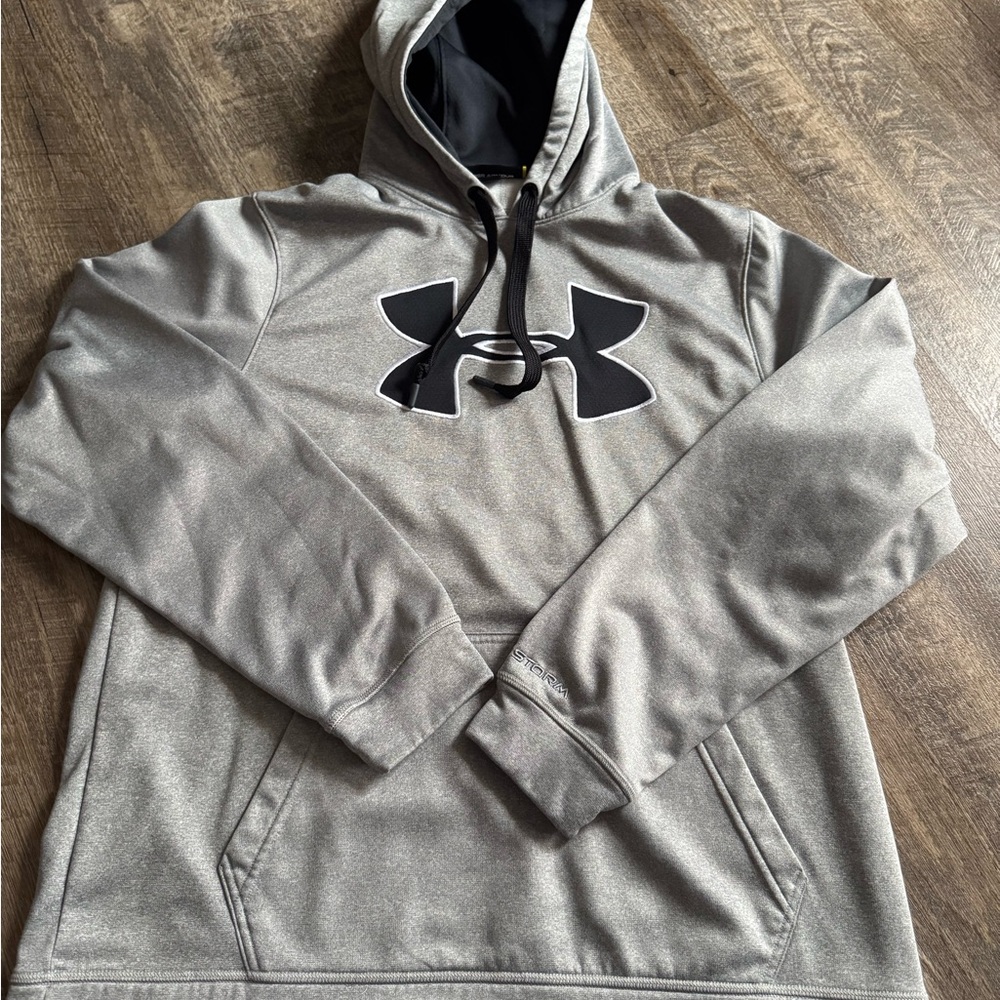 Under Armour Men's Gray Hoodie Loose Size Medium